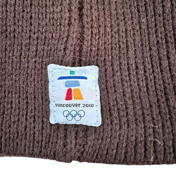 Unbranded ~ Made in Canada ~ Brown Quatchi Beanie ~ 2010 Vancouver Olympics - Picture 4 of 8